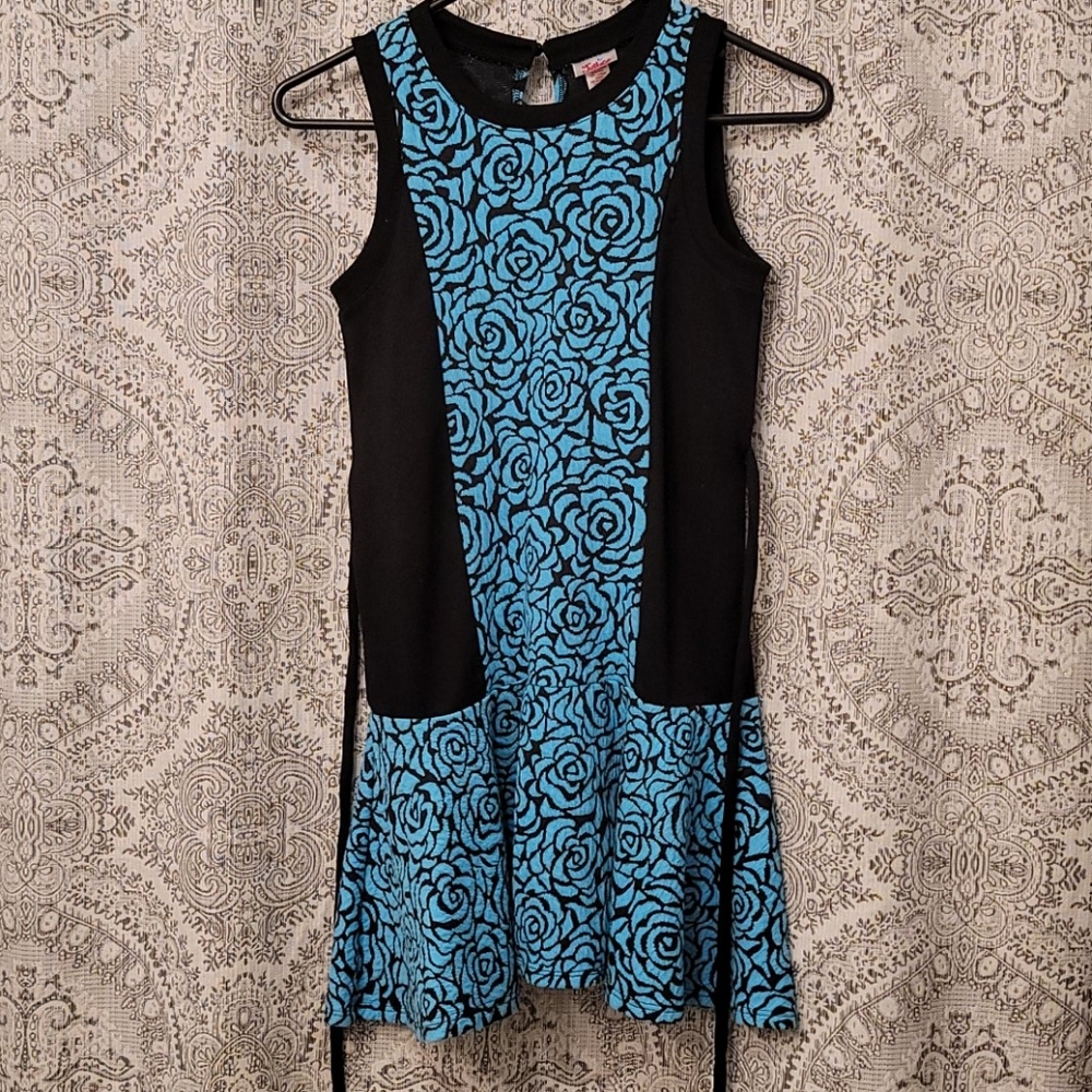 Sleeveless drop waist dress